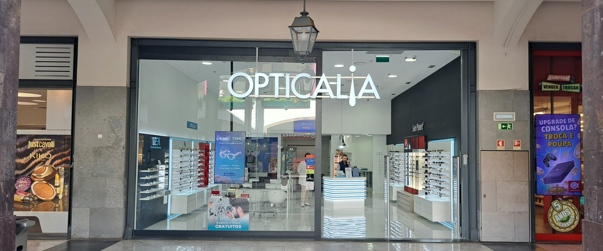 Opticalia